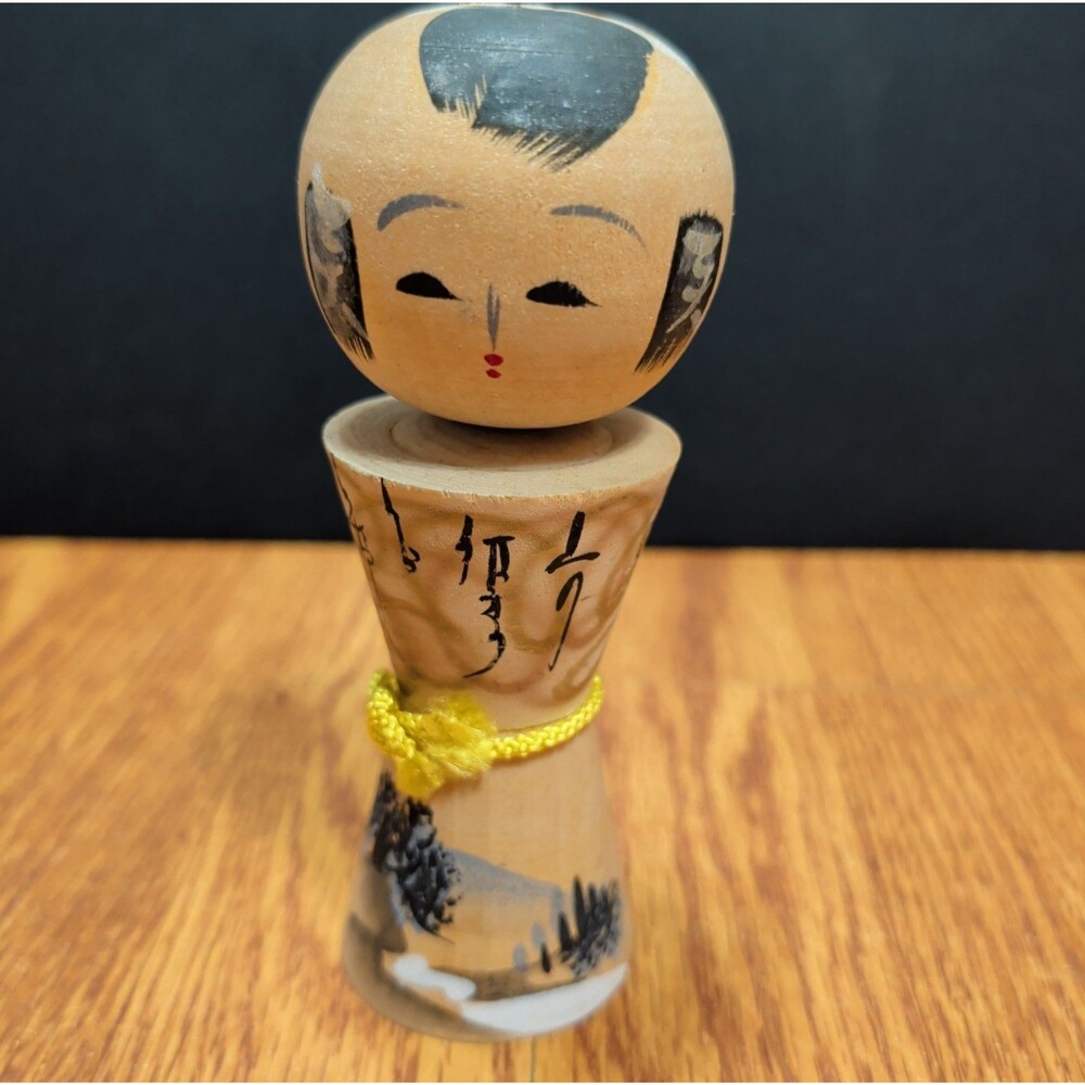 Vintage Japanese Hand Painted Wooden Kokeshi Doll Asian Folk Art Decor 5.5"